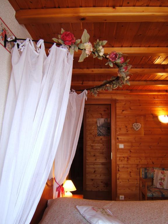B&B Chalet L'Epinette Gérardmer Quarto foto